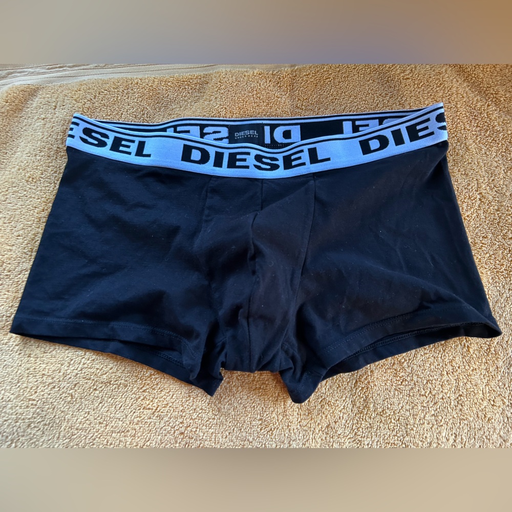 Diesel black trunks (L)